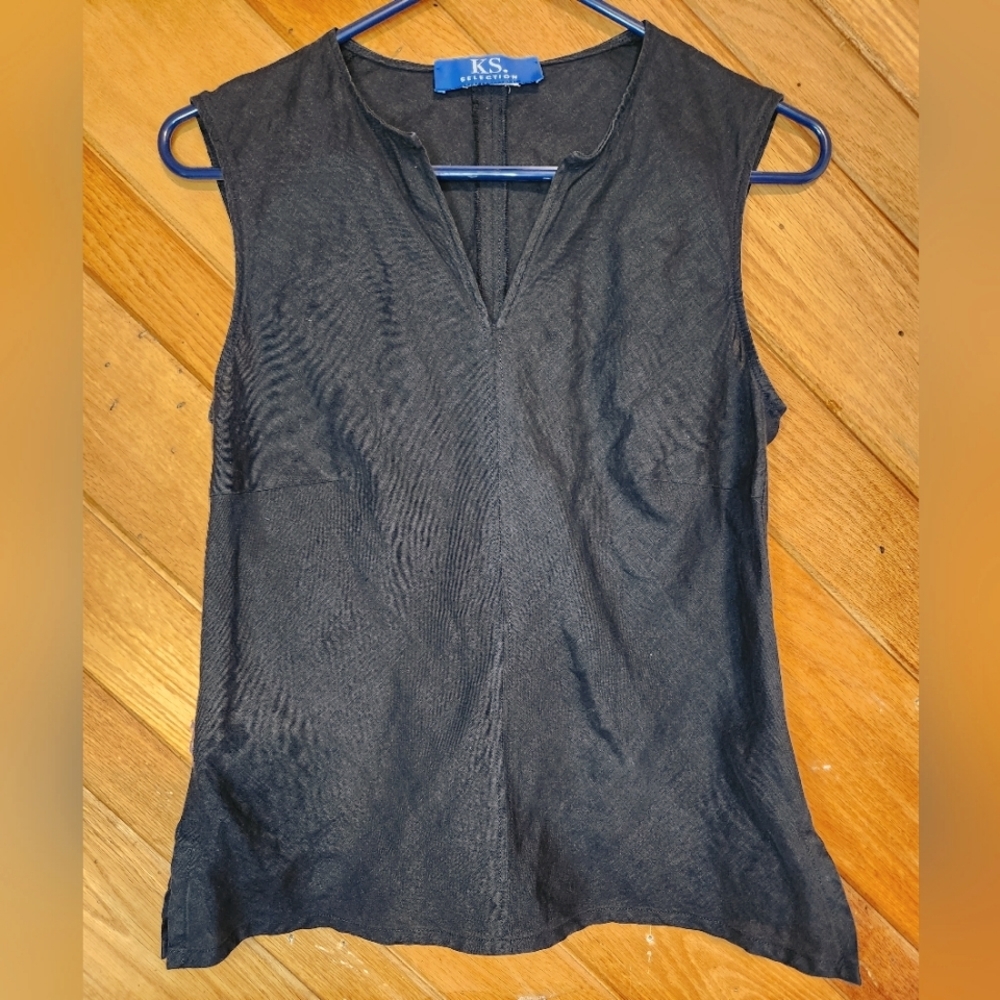 KS Selection small black v neck tank top